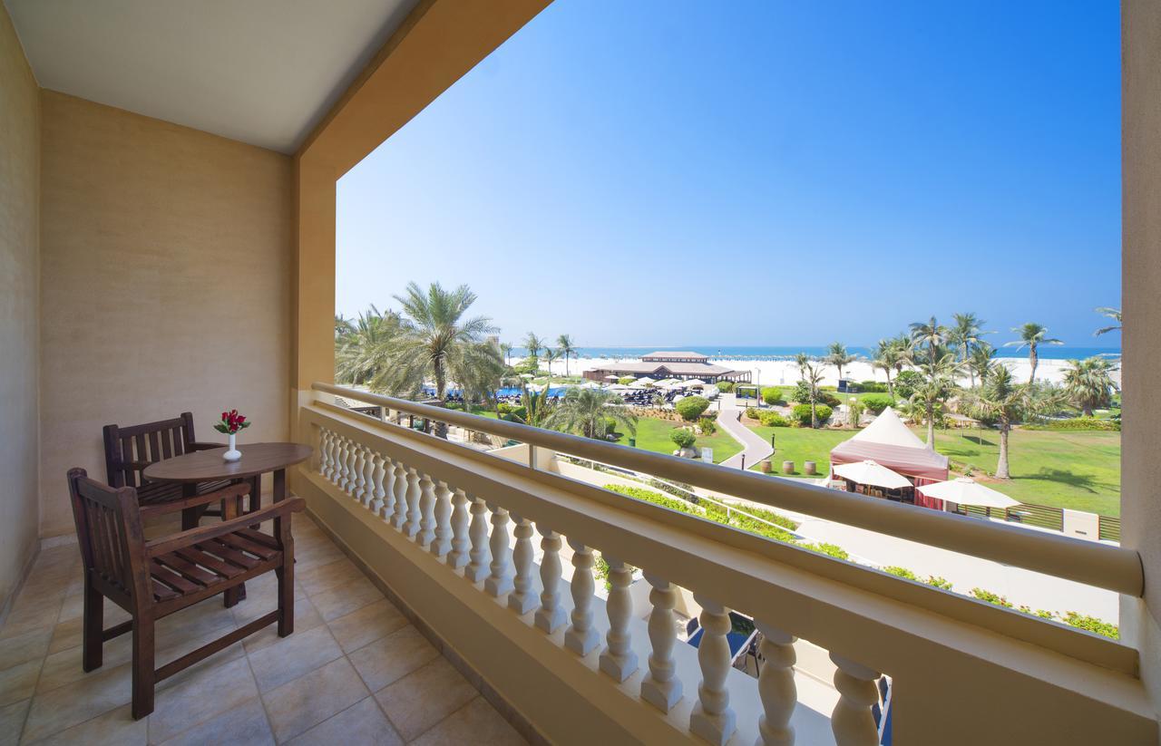Hilton Al Hamra Beach & Golf Resort ラアス・アル・ハイマ エクステリア 写真
